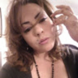 Meet your Posher, Claudia